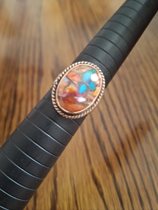 Handmade Jewelry - Ring Spiny Oyster Oval Set In Copper Frame And Band Size 7.5